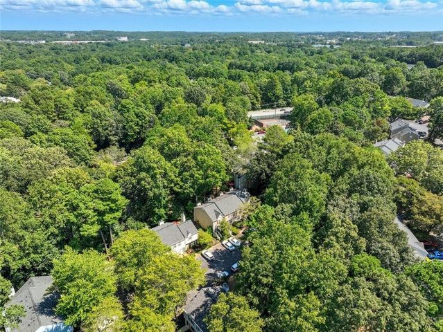 6615 Sienna Court, Peachtree Corners, GA 30092