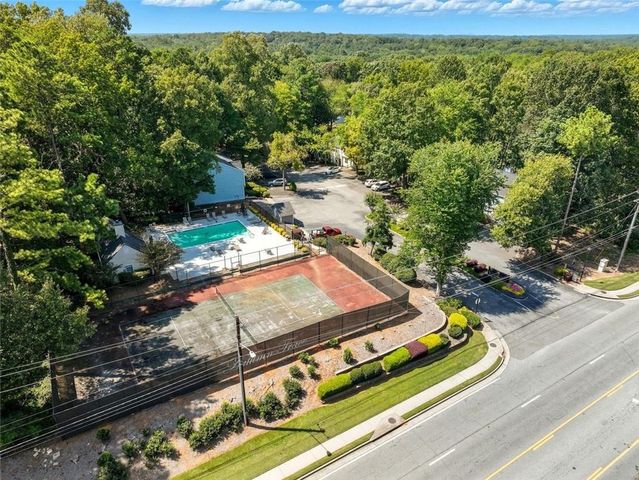 6615 Sienna Court, Peachtree Corners, GA 30092