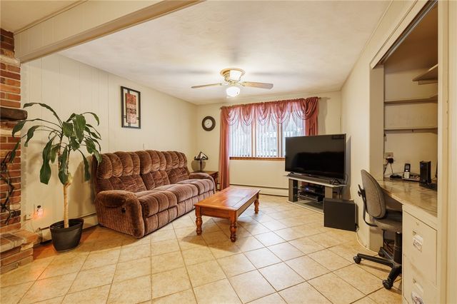 35 Astronaut Drive, Irondequoit, NY 14609