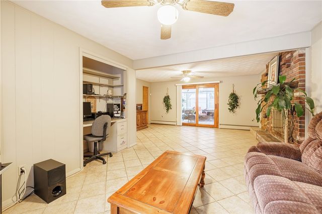 35 Astronaut Drive, Irondequoit, NY 14609