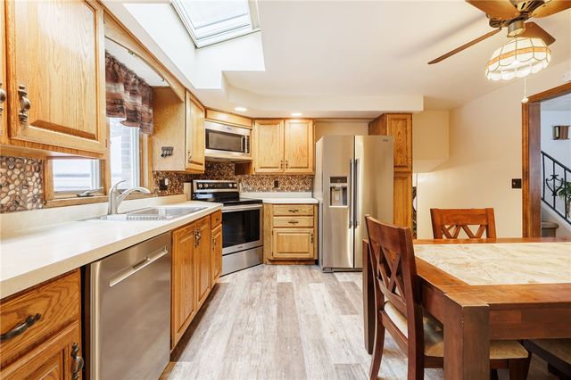 35 Astronaut Drive, Irondequoit, NY 14609