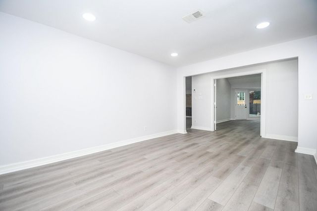 10903 Shawnbrook Drive, Houston, TX 77071