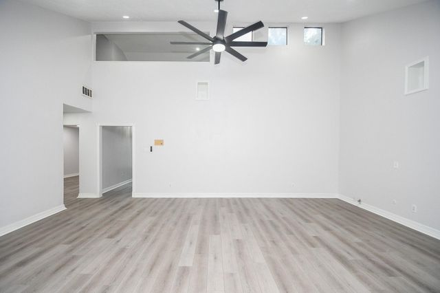 10903 Shawnbrook Drive, Houston, TX 77071
