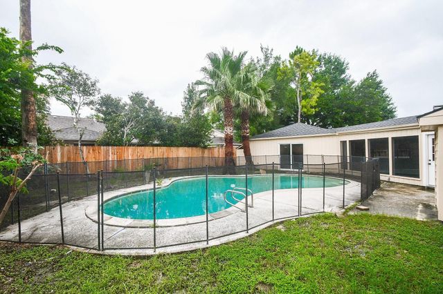10903 Shawnbrook Drive, Houston, TX 77071