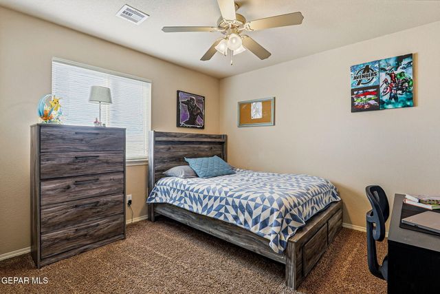 804 LOGI SHEPPHARD Avenue, Anthony, TX 79821