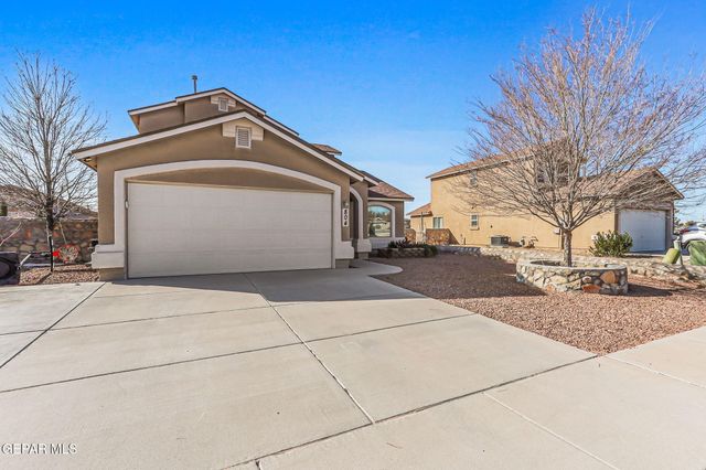 804 LOGI SHEPPHARD Avenue, Anthony, TX 79821