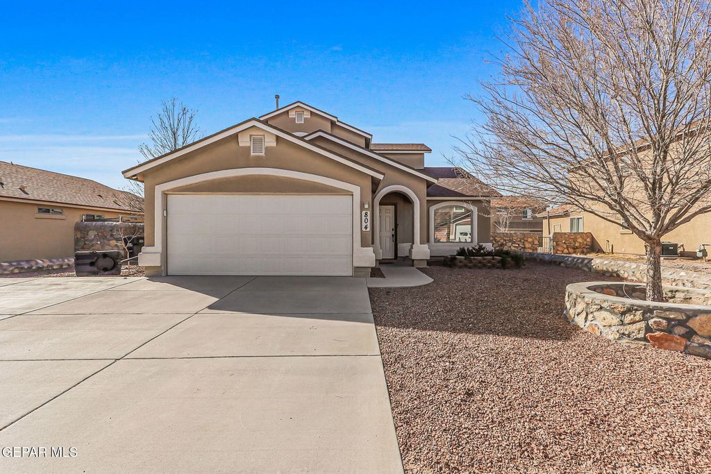 804 LOGI SHEPPHARD Avenue, Anthony, TX 79821