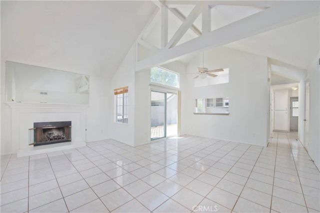 23917 Bennington, Valencia, CA 91354