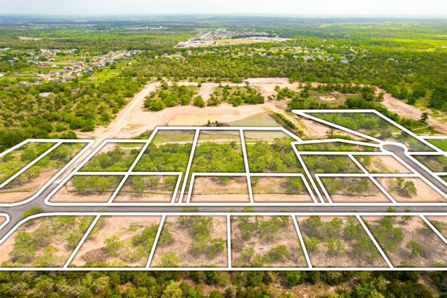 104 Cisco CT, Cedar Creek, TX 78612