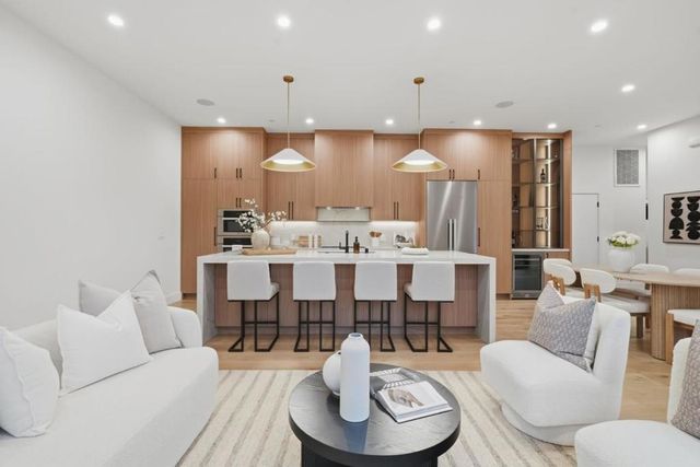 3288 Oak Court, Belmont, CA 94002