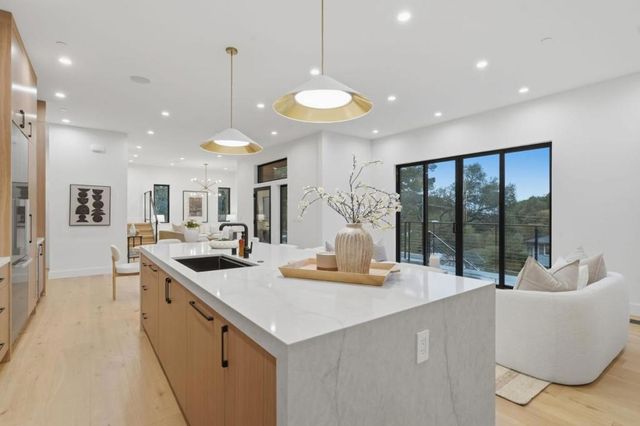 3288 Oak Court, Belmont, CA 94002