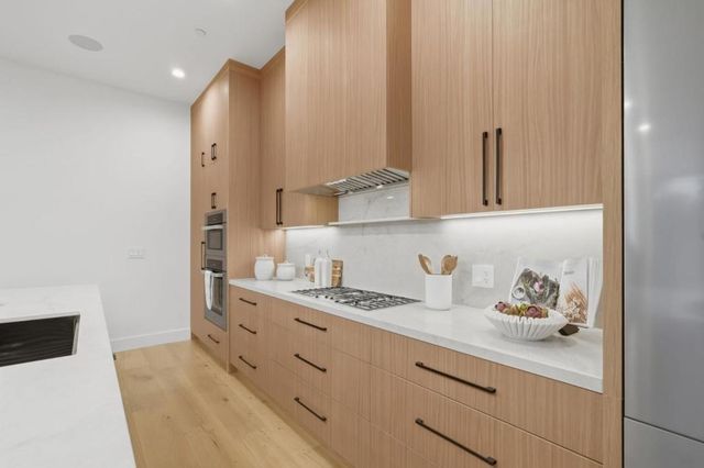 3288 Oak Court, Belmont, CA 94002