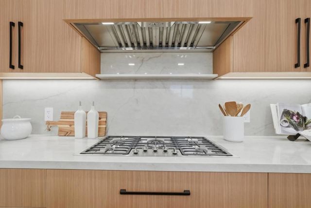 3288 Oak Court, Belmont, CA 94002