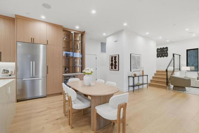 3288 Oak Court, Belmont, CA 94002