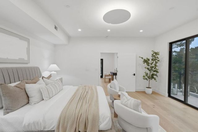 3288 Oak Court, Belmont, CA 94002