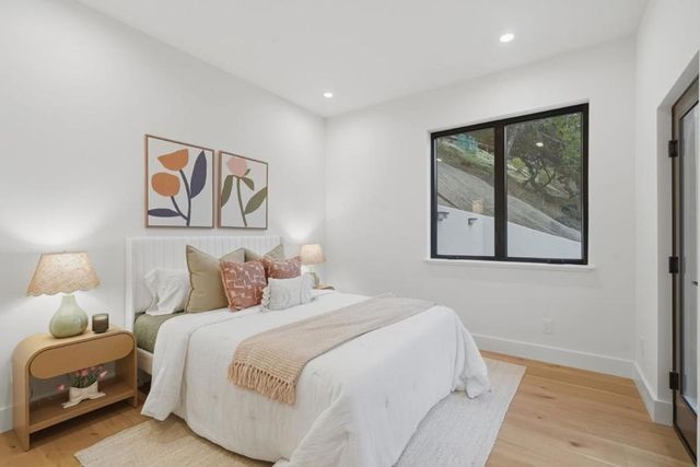 3288 Oak Court, Belmont, CA 94002