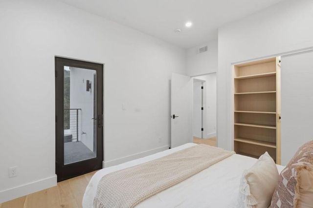 3288 Oak Court, Belmont, CA 94002