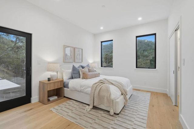 3288 Oak Court, Belmont, CA 94002