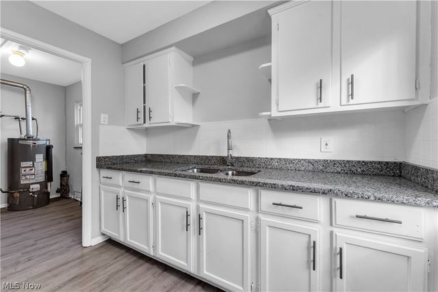 13514 Emery Avenue, Cleveland, OH 44135