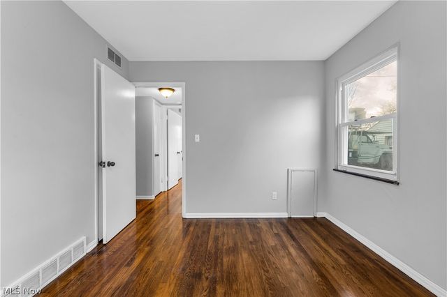 13514 Emery Avenue, Cleveland, OH 44135