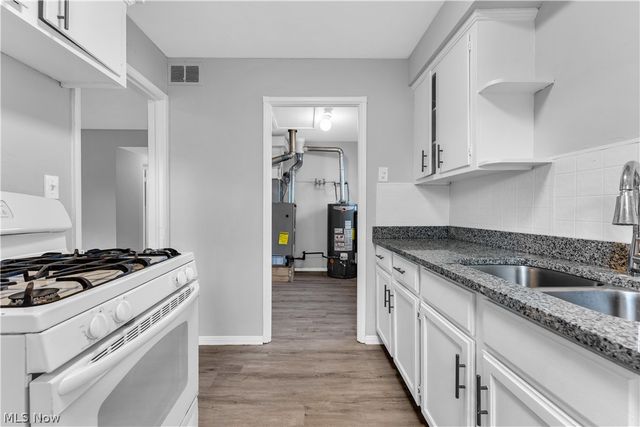 13514 Emery Avenue, Cleveland, OH 44135
