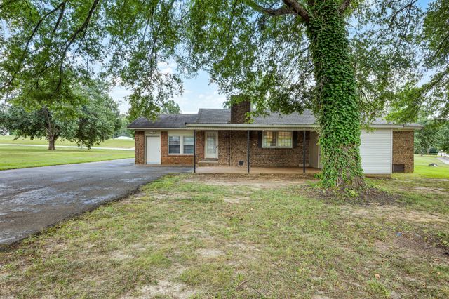 340 Westwood Dr, Huntingdon, TN 38344