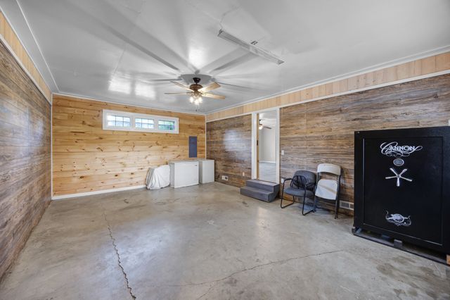 340 Westwood Dr, Huntingdon, TN 38344