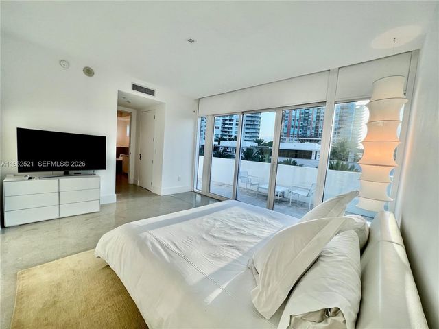 50 S Pointe Drive LOFT5, Miami Beach, FL 33139