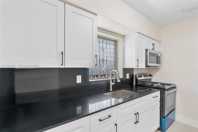 1612 SW 23rd St 1612, Miami, FL 33145