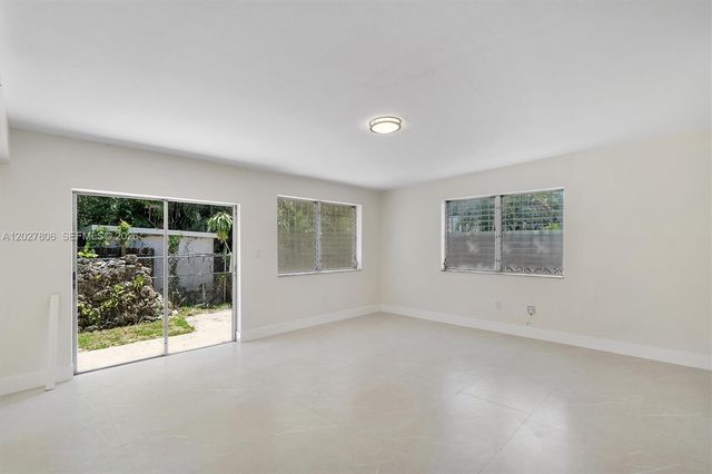 1612 SW 23rd St 1612, Miami, FL 33145