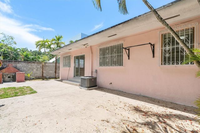 1612 SW 23rd St 1612, Miami, FL 33145