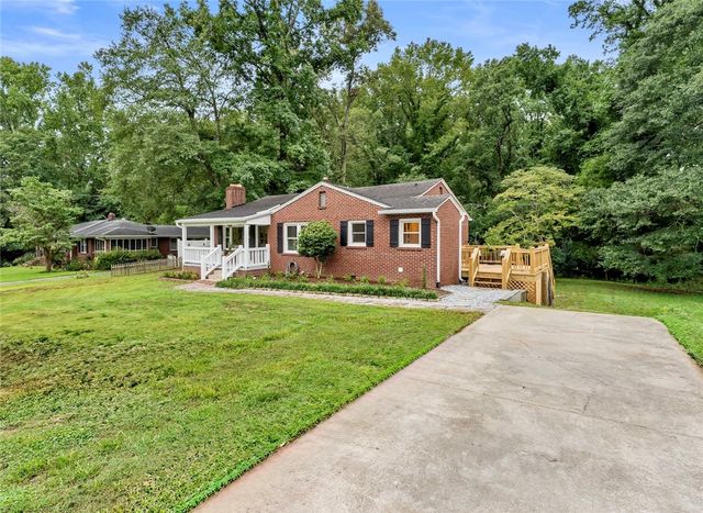 522 Forest Lane, Belton, SC 29627