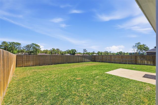 2420 Lightfoot Lane, Bryan, TX 77803