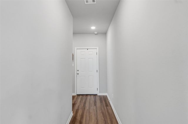 2420 Lightfoot Lane, Bryan, TX 77803