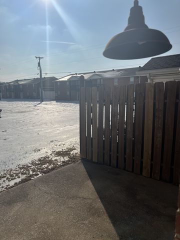 551 Syracuse Dr Apt B, Clarksville, TN 37042