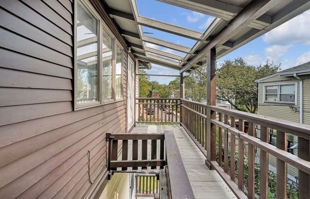 29 Edward T Sullivan Rd 2, Cambridge, MA 02138