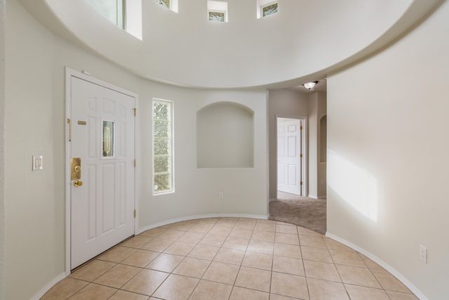 804 Loma Pinon Loop NE, Rio Rancho, NM 87144