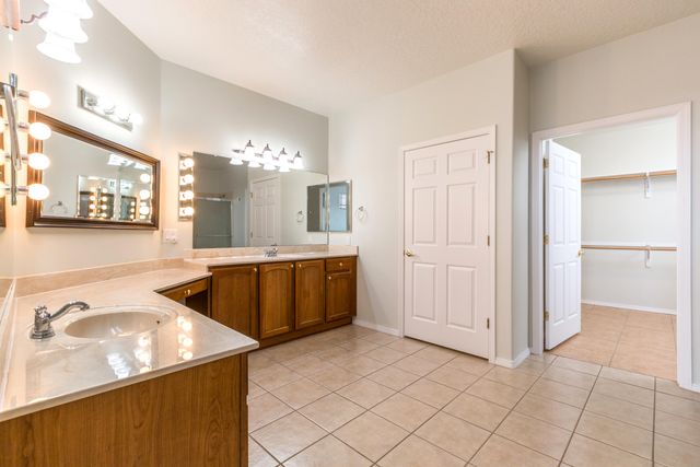 804 Loma Pinon Loop NE, Rio Rancho, NM 87144