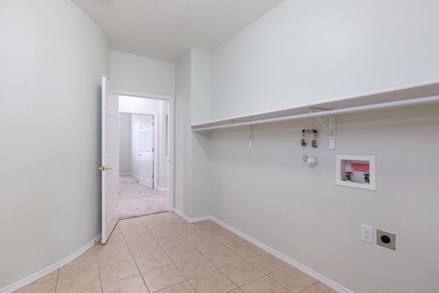 804 Loma Pinon Loop NE, Rio Rancho, NM 87144