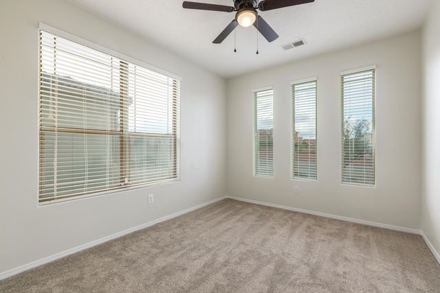 804 Loma Pinon Loop NE, Rio Rancho, NM 87144