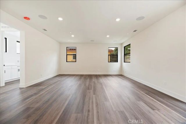 943 N Avenue 66, Los Angeles, CA 90042