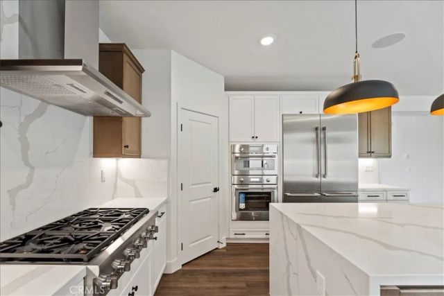 943 N Avenue 66, Los Angeles, CA 90042