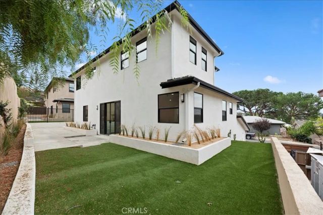 943 N Avenue 66, Los Angeles, CA 90042