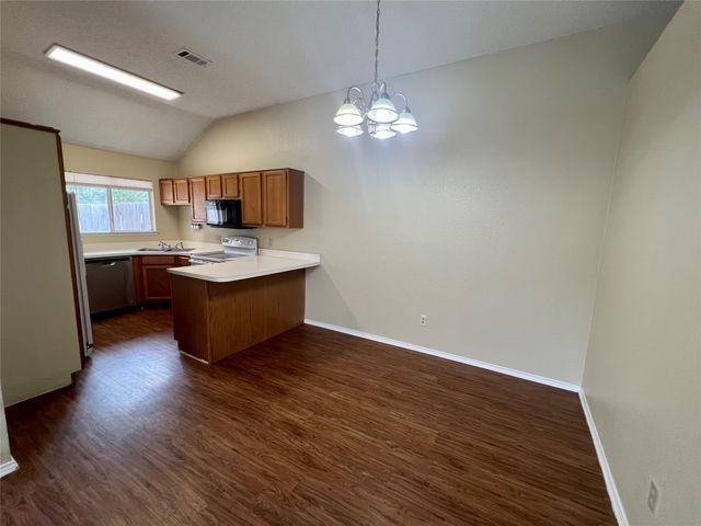 4308 Kelly Hill Drive, Arlington, TX 76017