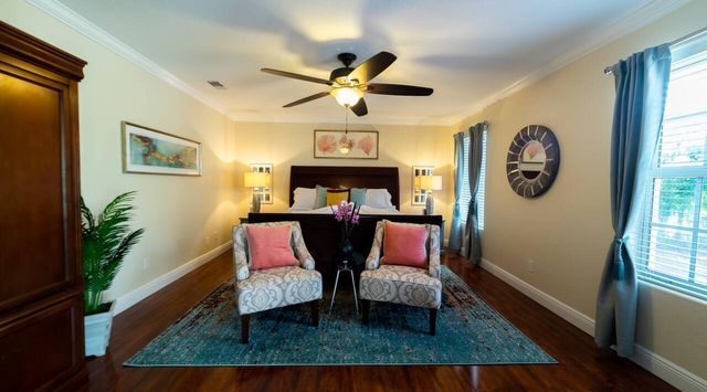 6850 Eastview Drive, Lake Worth, FL 33462