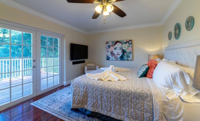 6850 Eastview Drive, Lake Worth, FL 33462