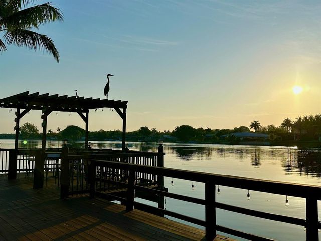 6850 Eastview Drive, Lake Worth, FL 33462