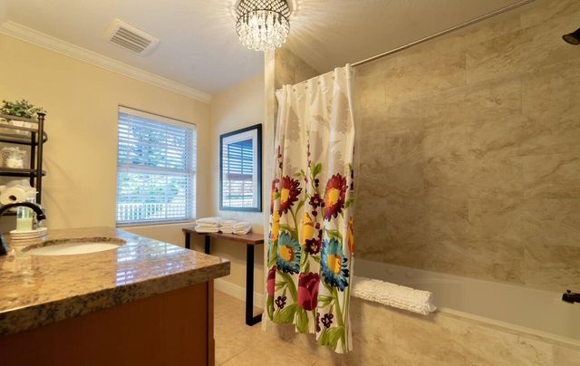 6850 Eastview Drive, Lake Worth, FL 33462