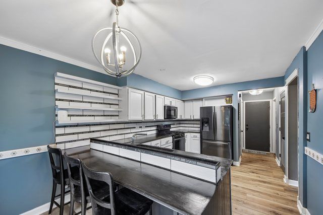 647 E Princeton Court, Round Lake Beach, IL 60073