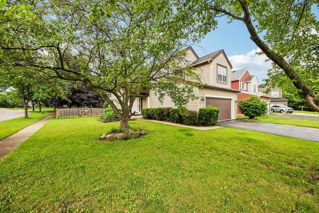 647 E Princeton Court, Round Lake Beach, IL 60073